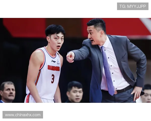 北京首钢与广东队争夺总冠军的激烈对决引发球迷热议与期待